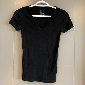 Gap Modern V-Neck Tee